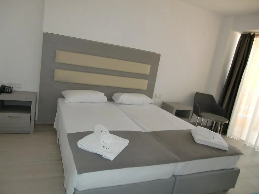 Captain Pier Hotel Protaras