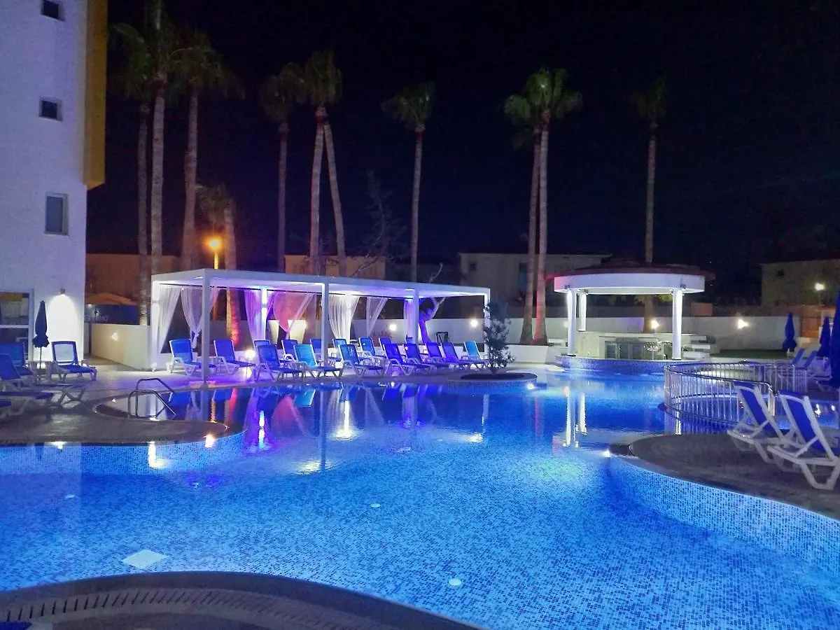 Captain Pier Hotel Protaras Kıbrıs