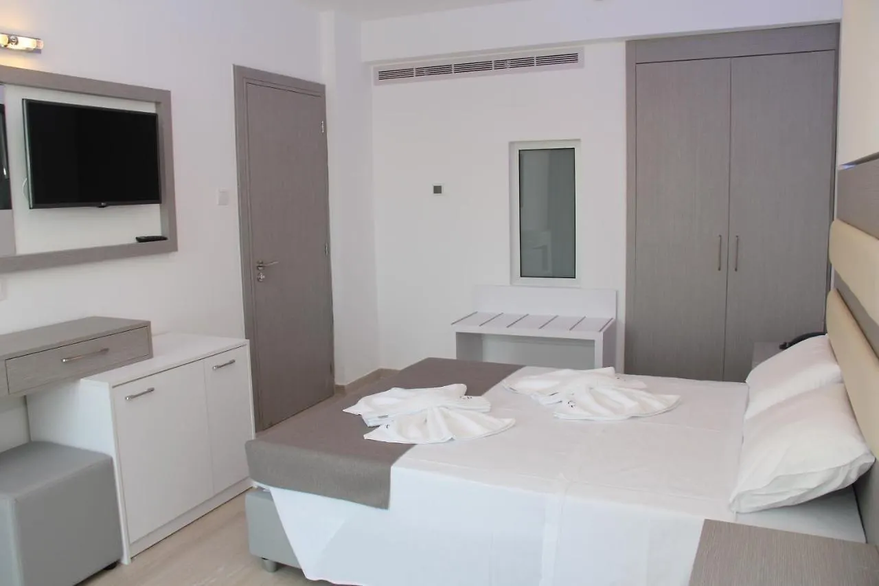 Captain Pier Hotel Protaras 3*,  Kıbrıs