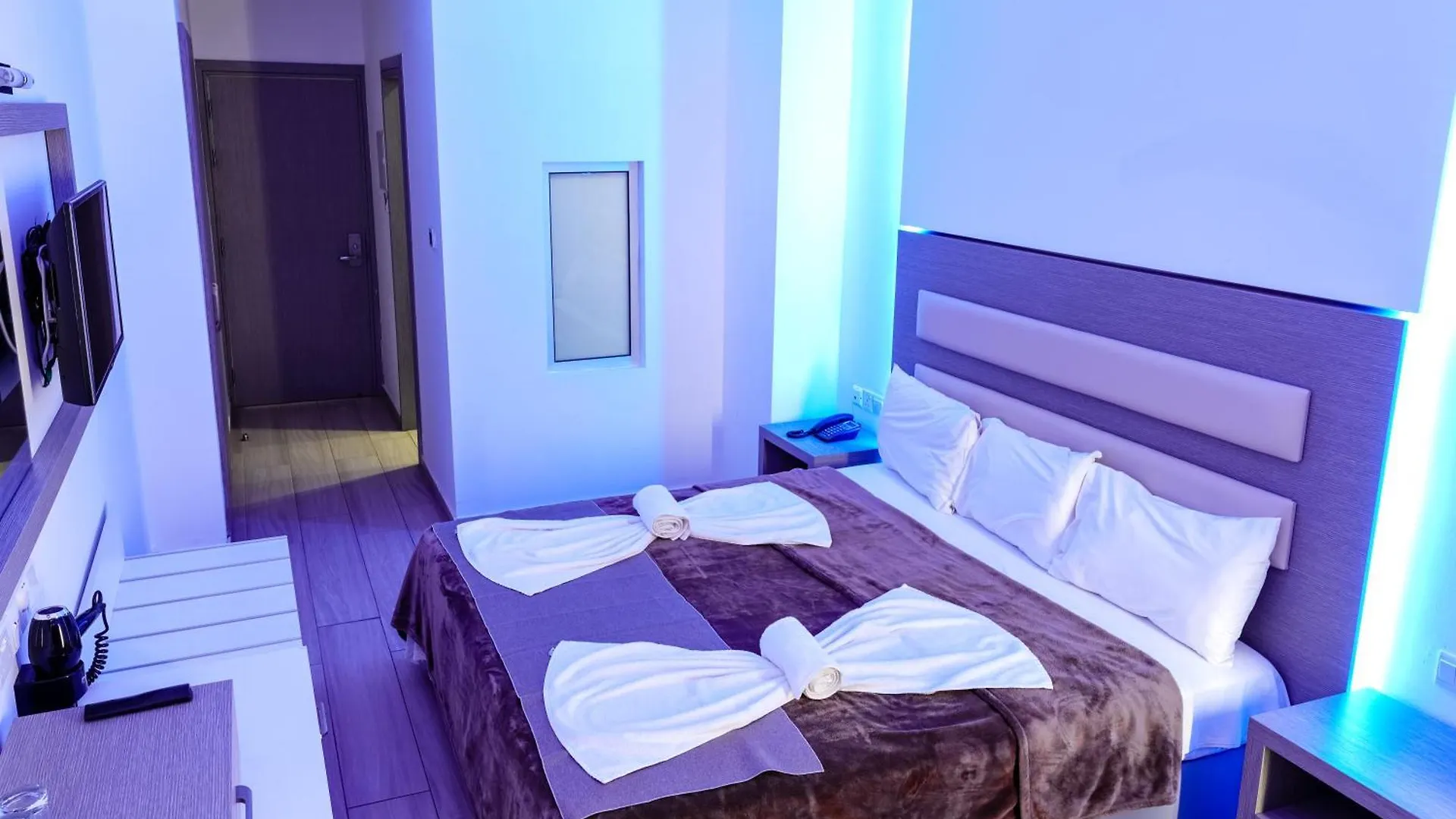 Captain Pier Hotel Protaras