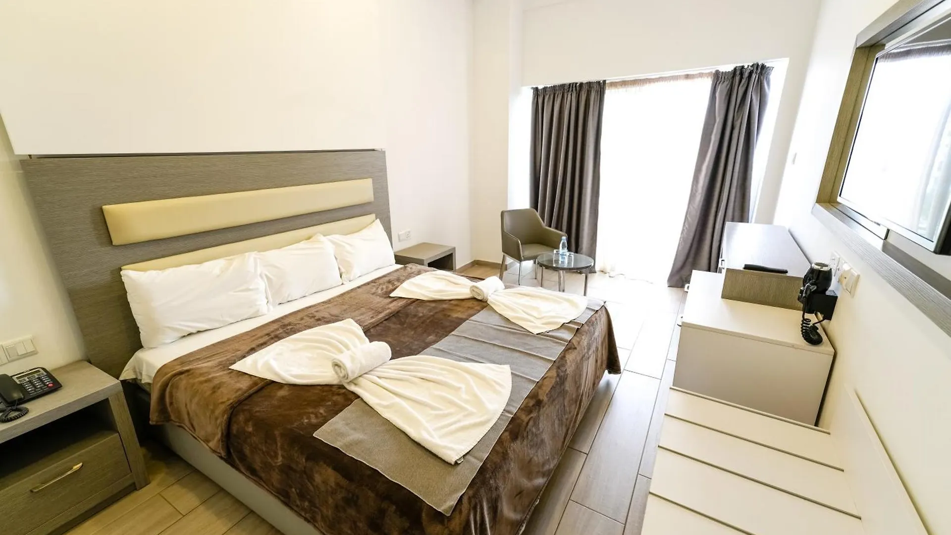 Captain Pier Hotel Protaras